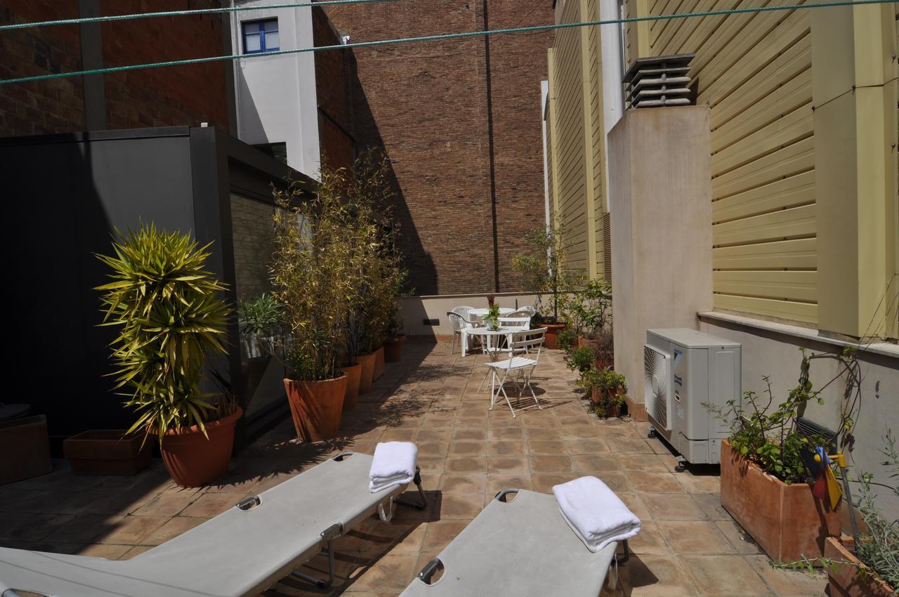 Rentbcn Gracia Deluxe Apartment Barcelona Ngoại thất bức ảnh