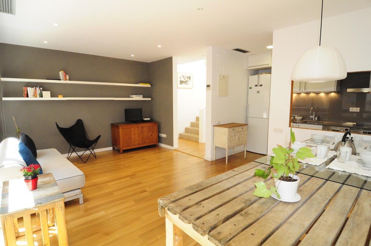 Rentbcn Gracia Deluxe Apartment Barcelona Ngoại thất bức ảnh